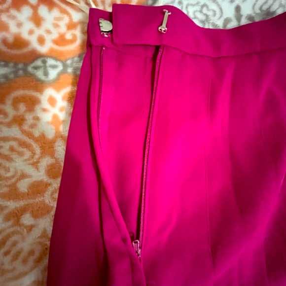 High Waist Pleated Mini Skirt - Picture 5 of 6